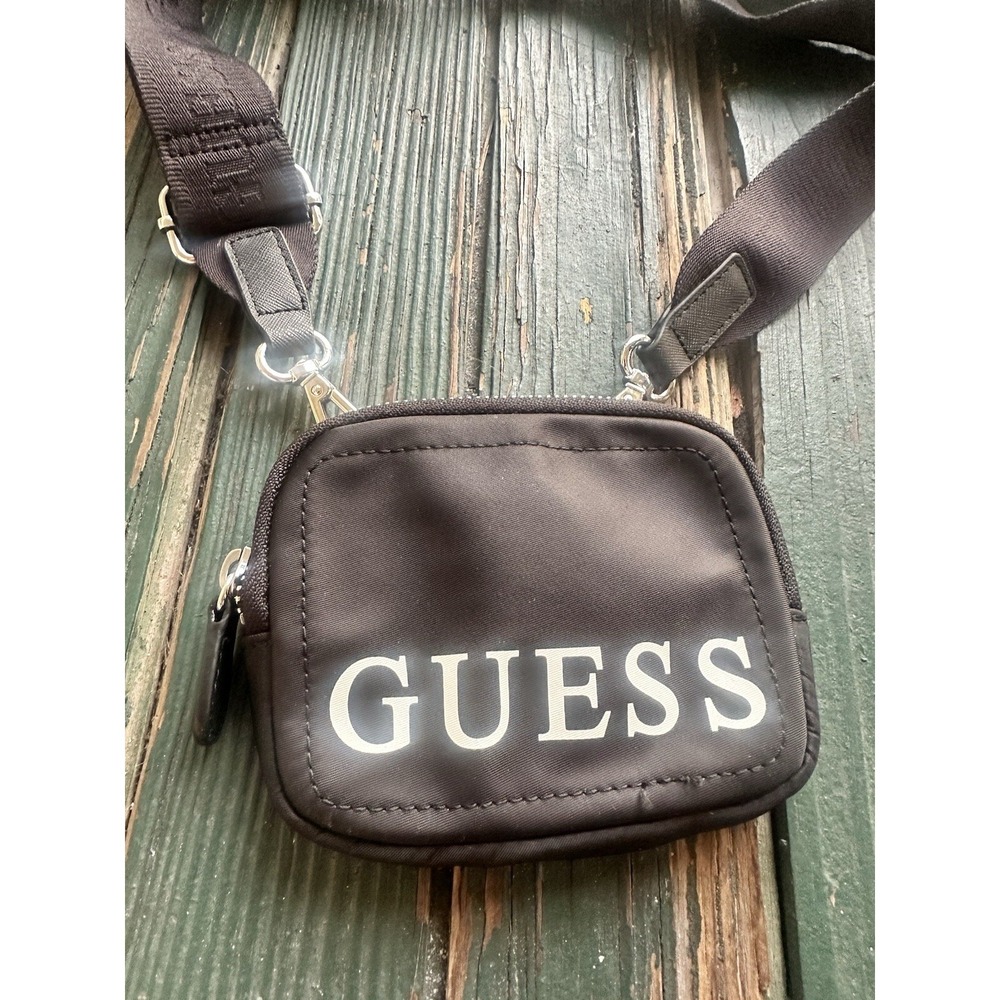 Guess GBG Los Angeles Magiq Lace Up Sneakers Women's 6m And Fanny Pack Lot - Picture 11 of 15